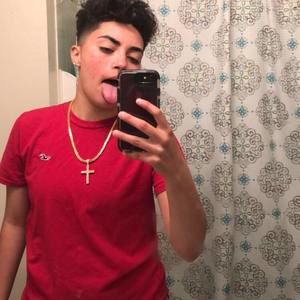 Meet your Posher, Iona